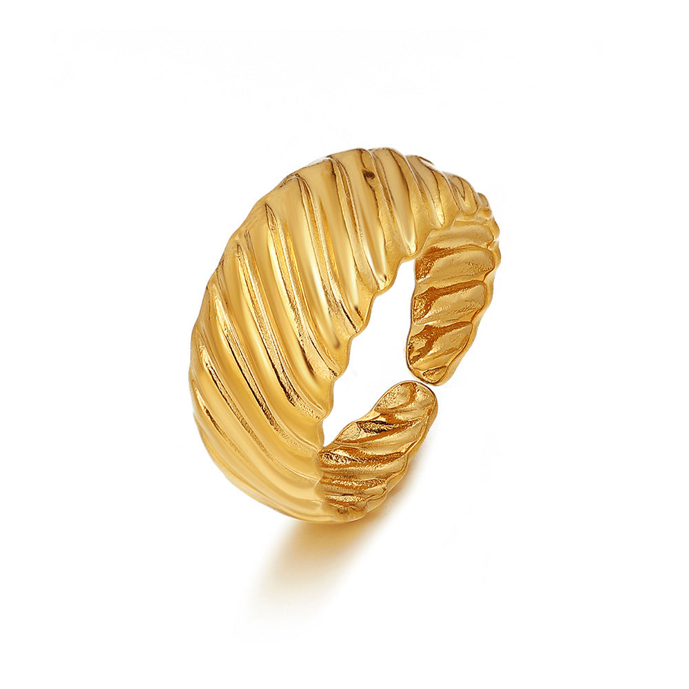ADJUSTABLE CROISSANT RING
