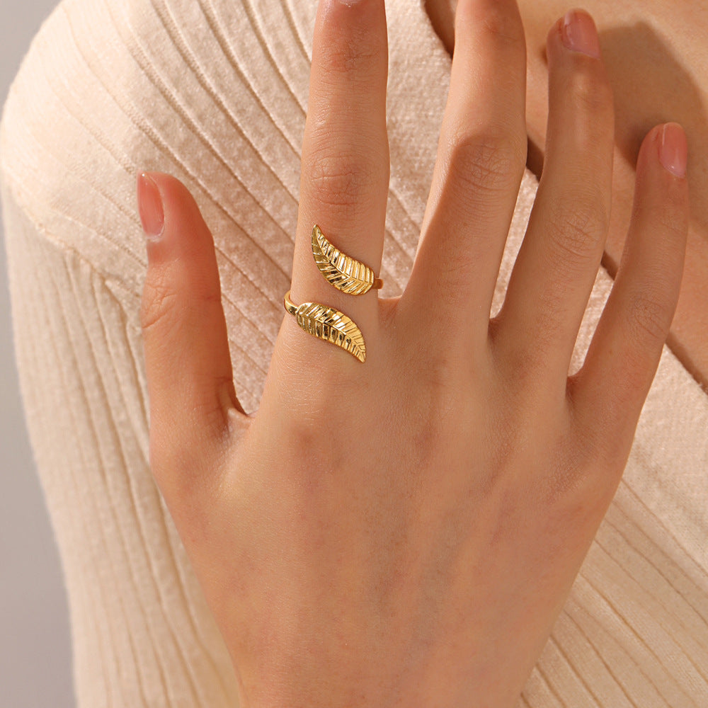 ADJUSTABLE LEAF RING