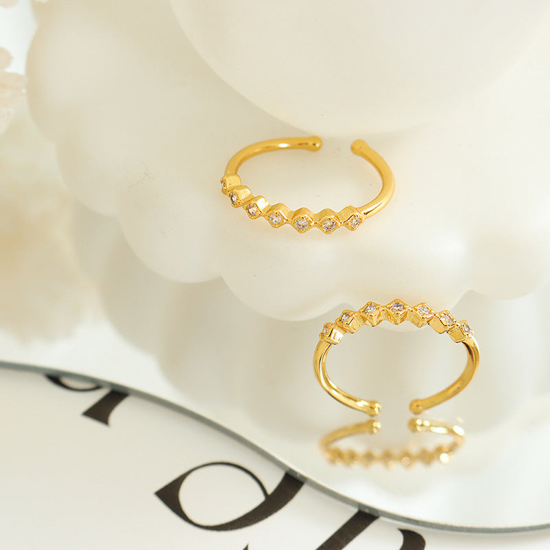 ADJUSTABLE RING WITH ADJUSTABLE OPENING