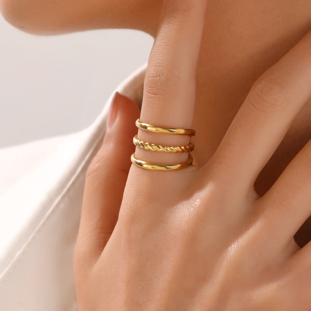 ADJUSTABLE THREE-LAYER RING