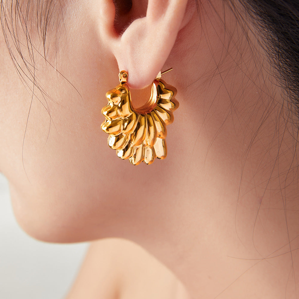 ALIEN-PETAL-HOLLOW-EARRINGS