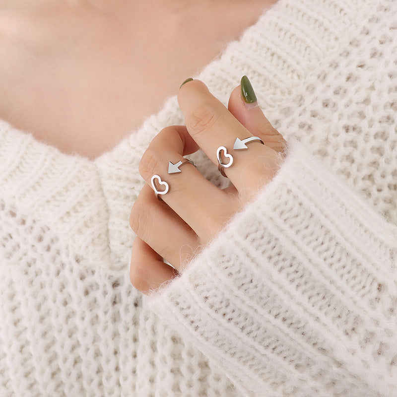 ARROW HEART OPENING RING