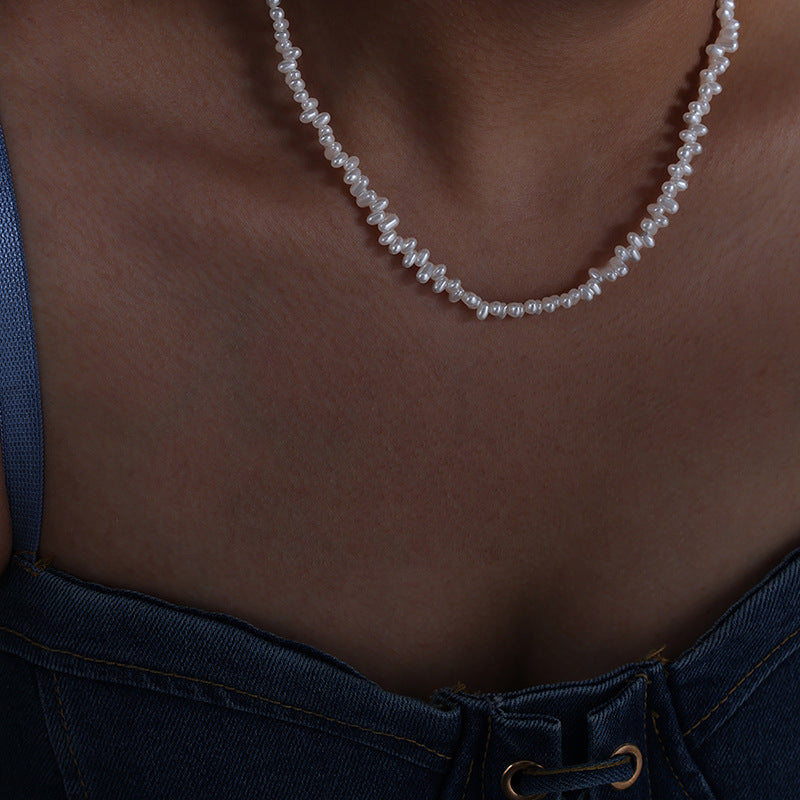 ASYMMETRIC BEAD NECKLACE