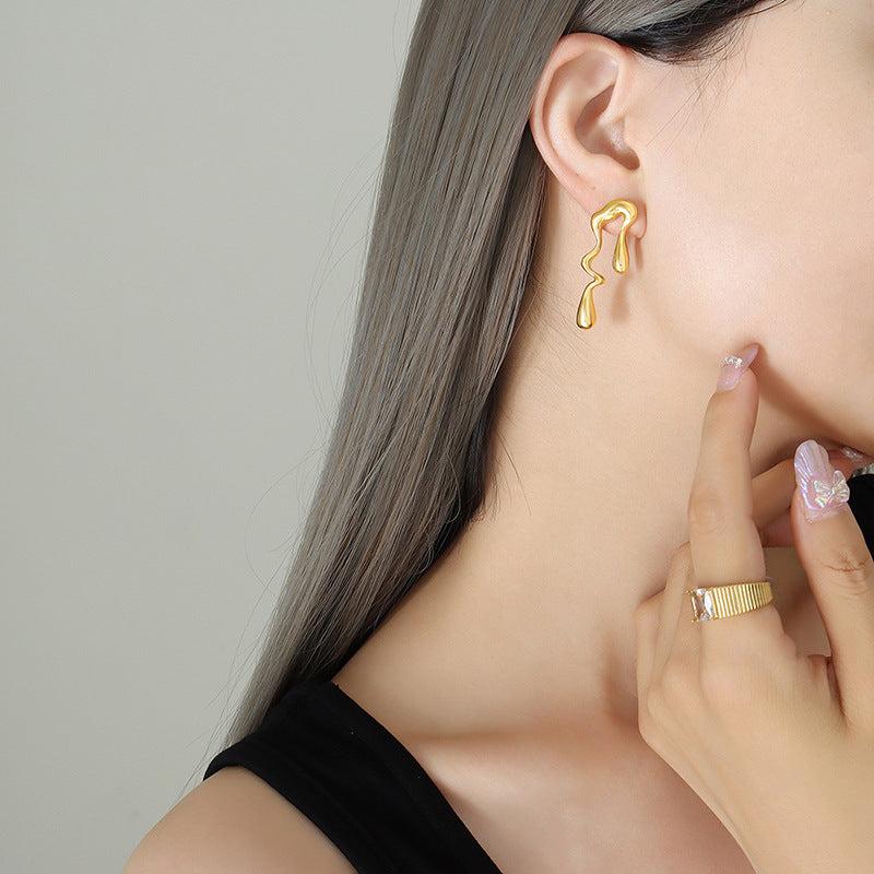 ASYMMETRIC EARRINGS