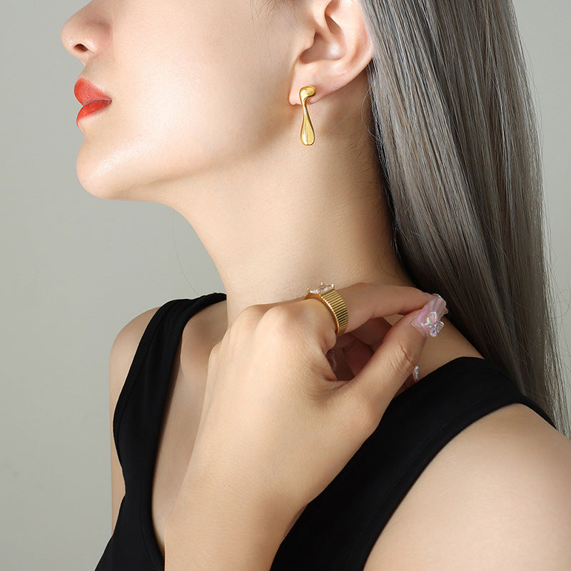 ASYMMETRIC EARRINGS