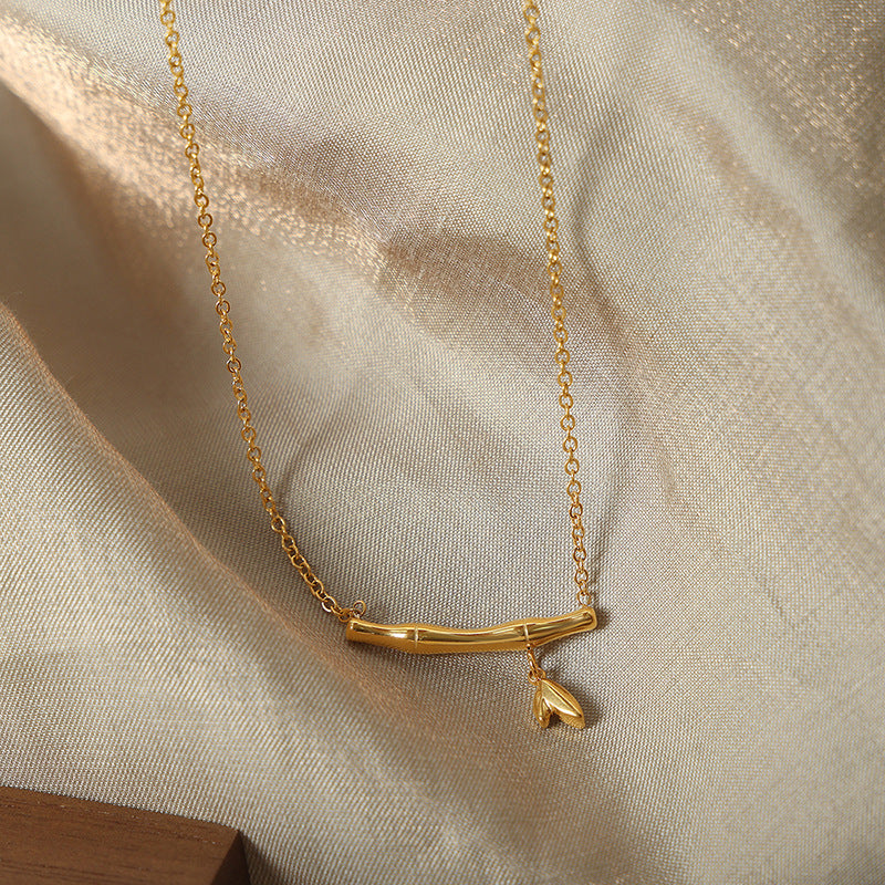 BAMBOO KNOT AND LEAF NECKLACE