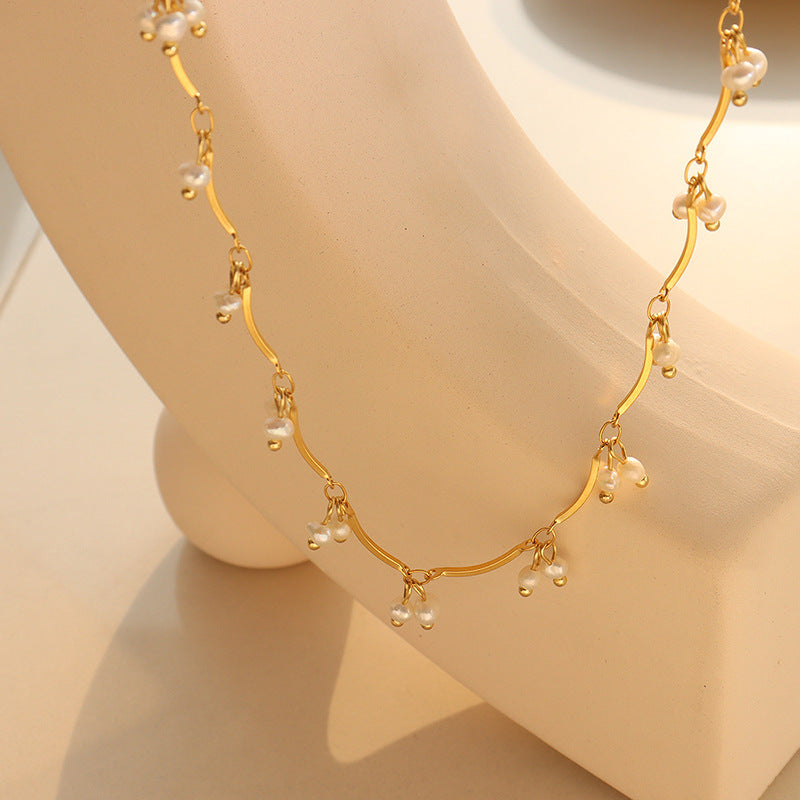 BAROQUE PEARL PENDANT NECKLACE