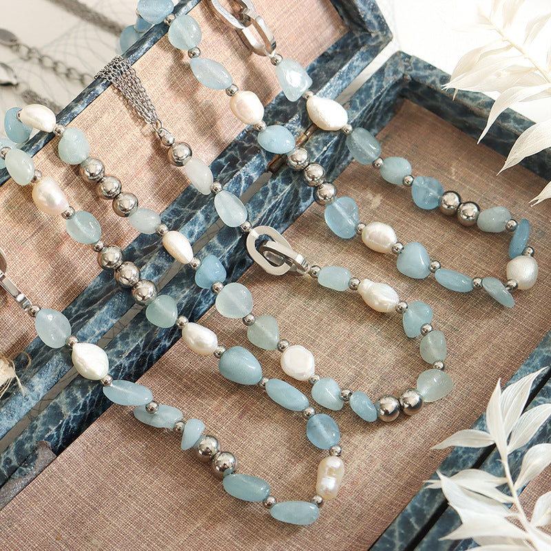 BOHEMIAN STYLE NECKLACE