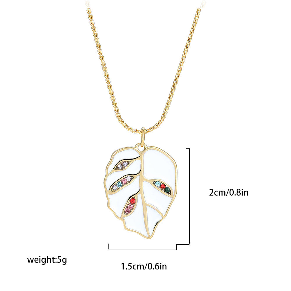 BRIGHT LEAF NECKLACE