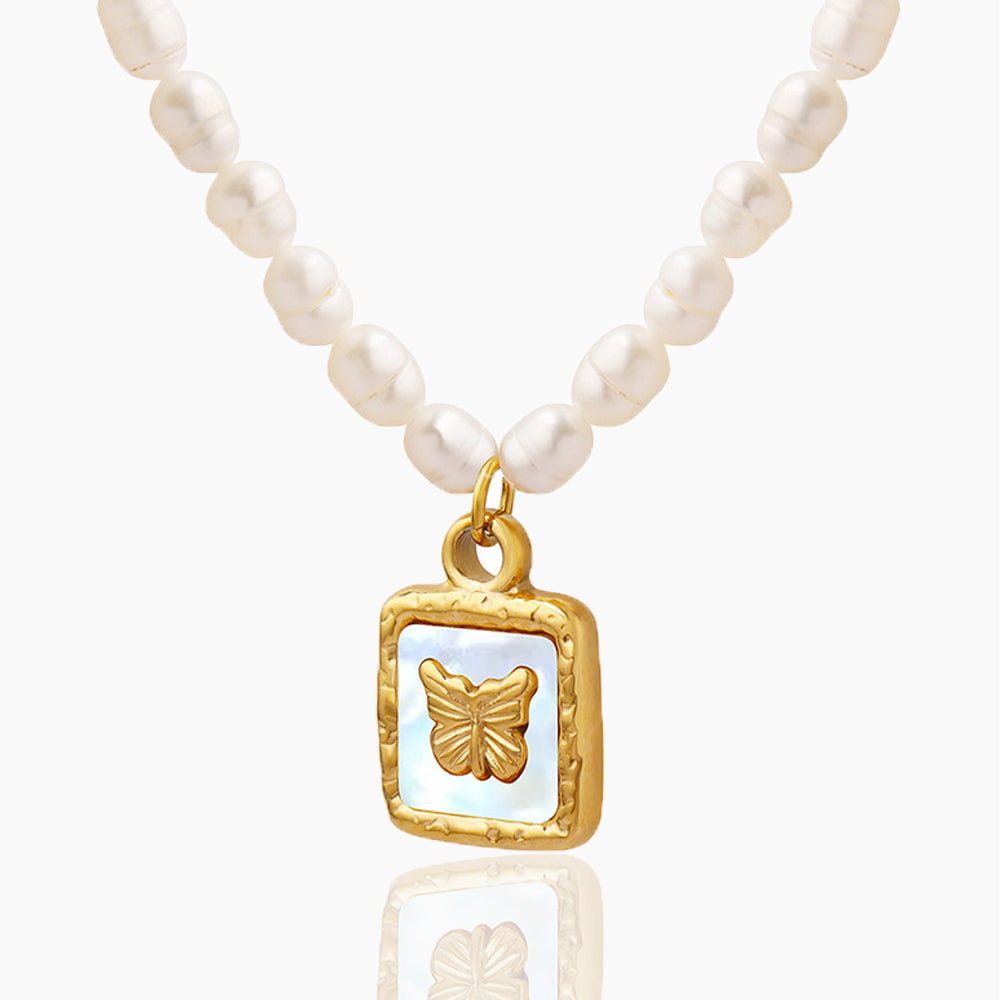 BUTTERFLY SQUARE WHITE SEA SHELL PEARL NECKLACE