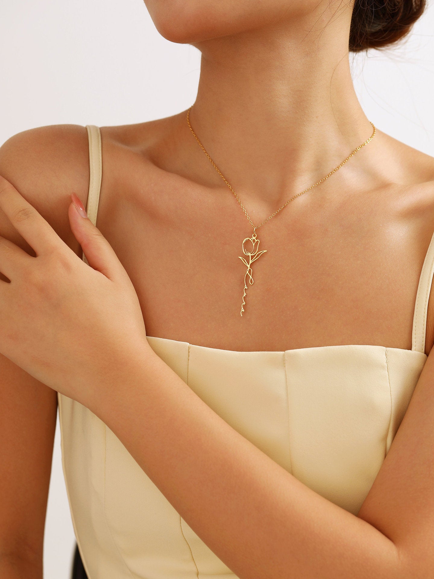 BIRTH FLOWER CUSTOMIZED NECKLACE