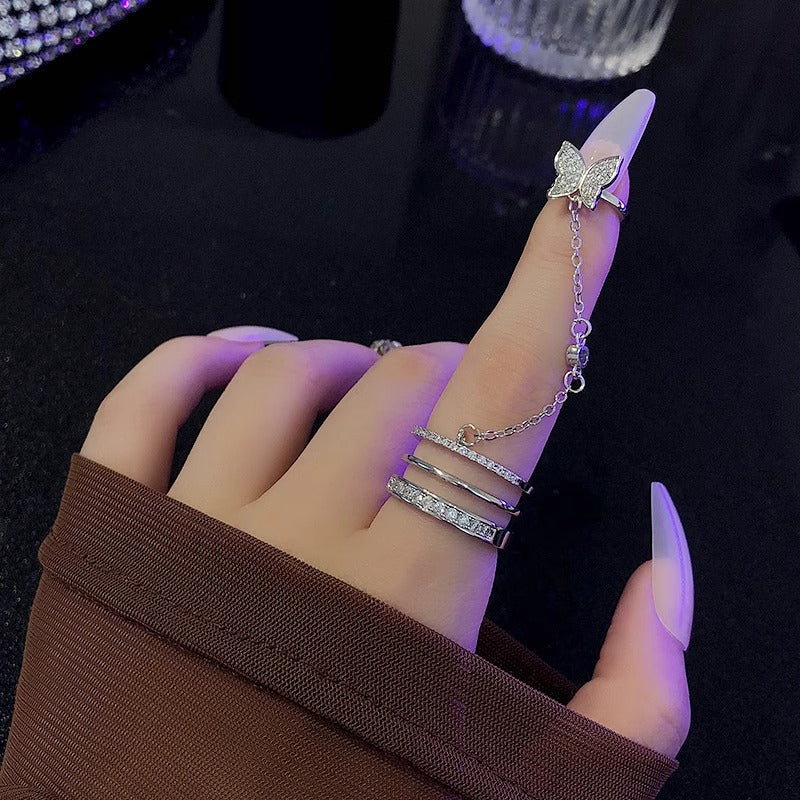 Butterfly mouth exaggerated double ring