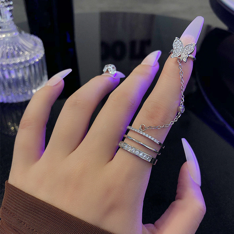 Butterfly mouth exaggerated double ring