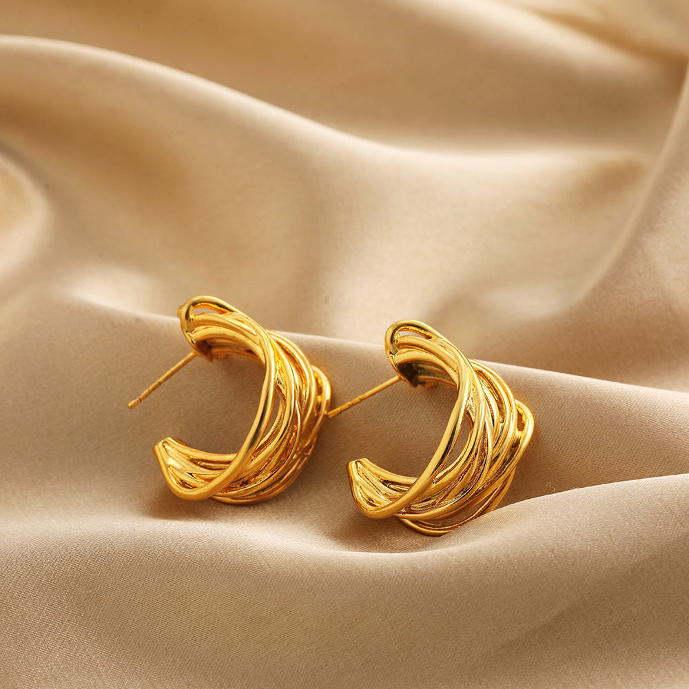 C-SHAPED NICHE METAL EARRINGS