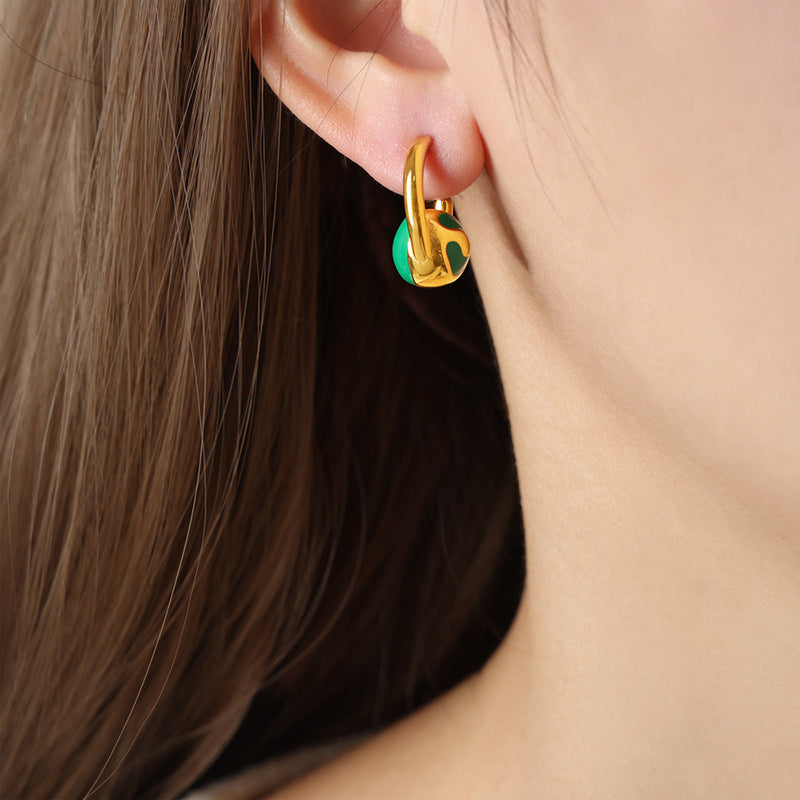 C-SHAPED SPHERICAL SPLICED EARRINGS