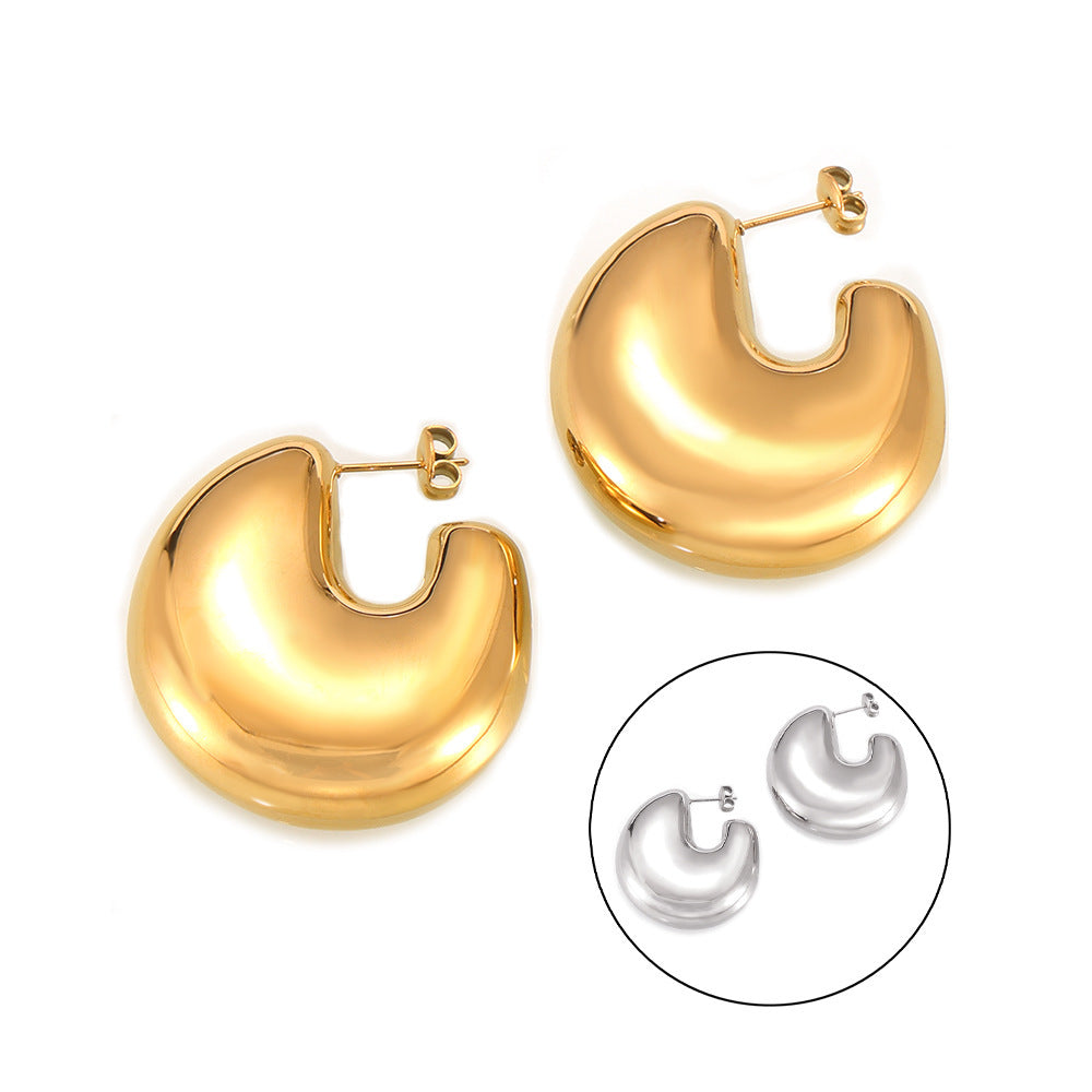 C-SHAPED EARRINGS
