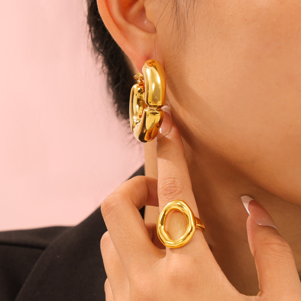 C-SHAPED HOLLOW BAMBOO JOINT EARRINGS