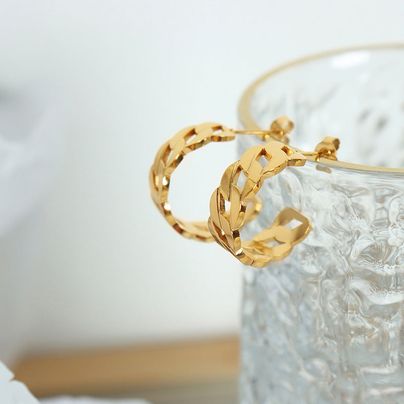 CHAIN STYLE C SHAPED EARRINGS