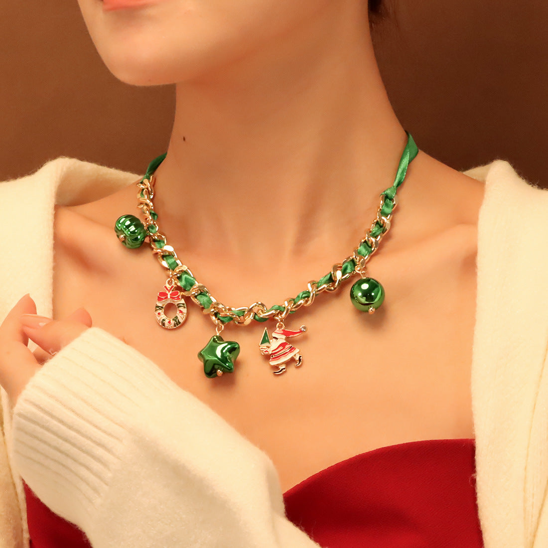 CHRISTMAS GIFT SNOWFLAKE SANTA CLAUS PENDANT CREATIVE NECKLACE