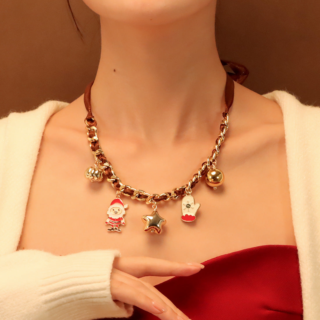 CHRISTMAS GIFT SNOWFLAKE SANTA CLAUS PENDANT CREATIVE NECKLACE