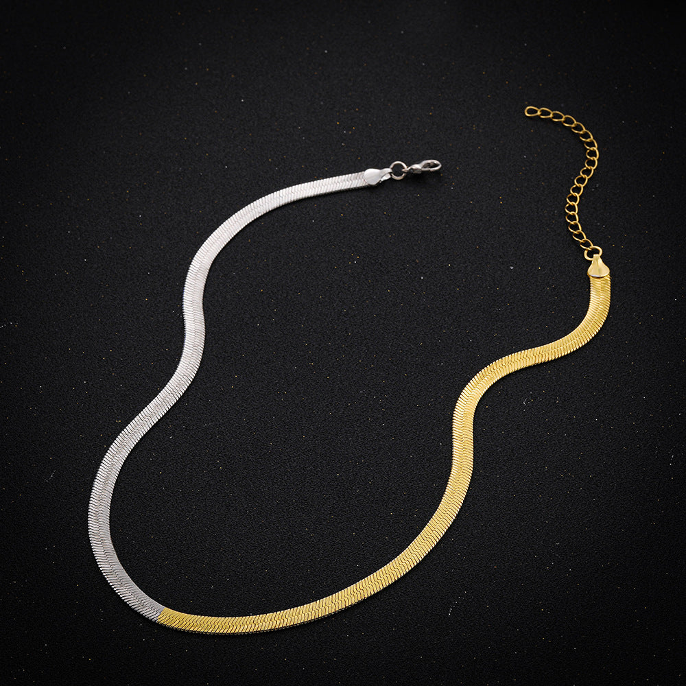 COLD MINIMALIST SNAKE BONE NECKLACE