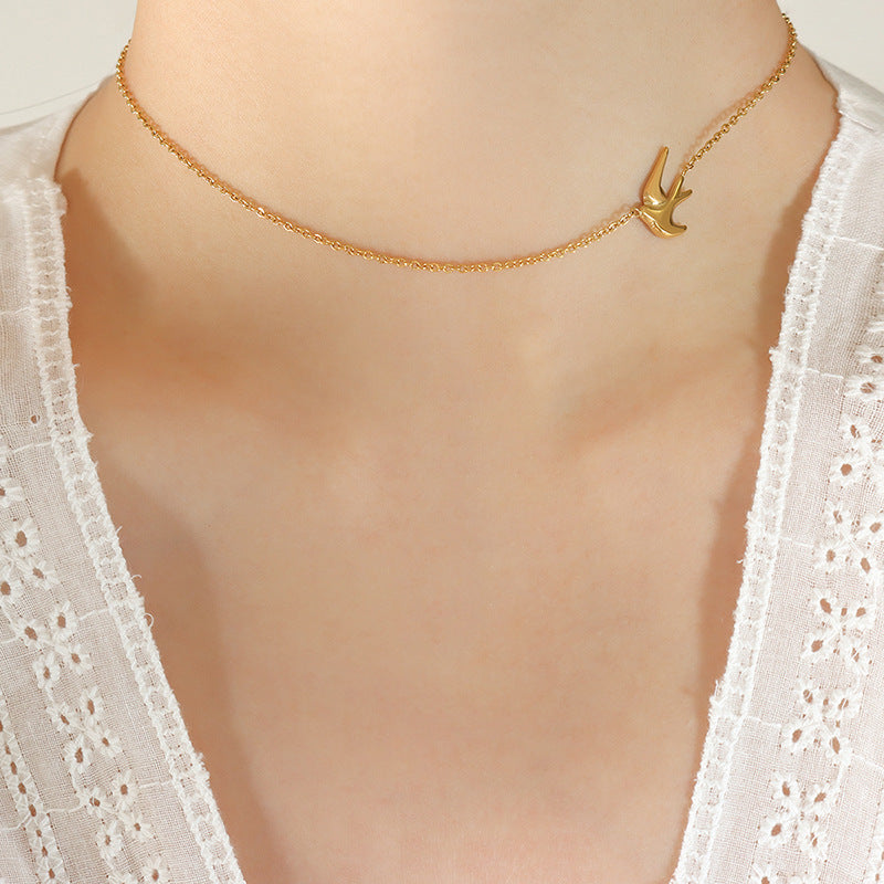 COLD WIND SWALLOW NECKLACE
