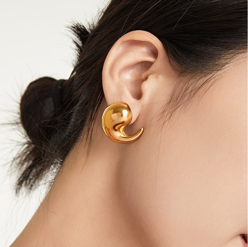 COMMA SMOOTH EARRINGS