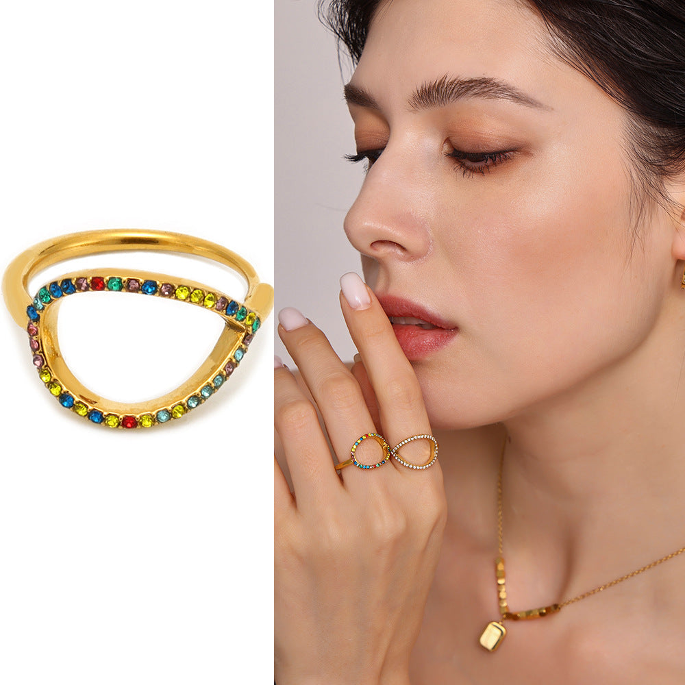 Colored stone hollow ring