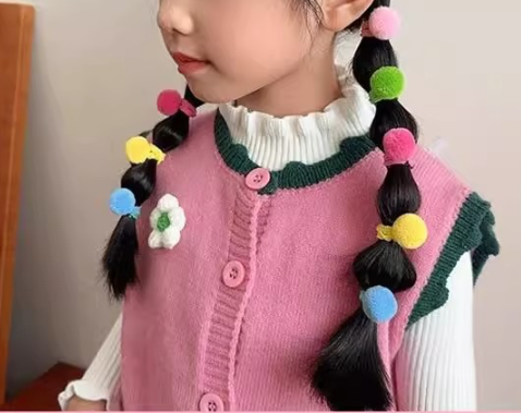 Colored wool balls head rope