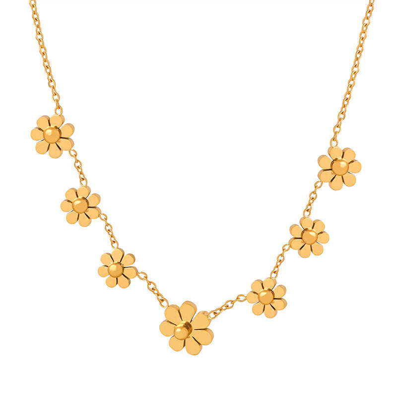 DAISY PENDANT NECKLACE
