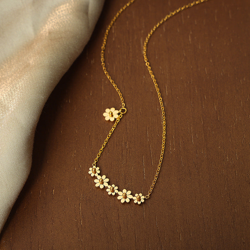 DAISY SPLICING NECKLACE