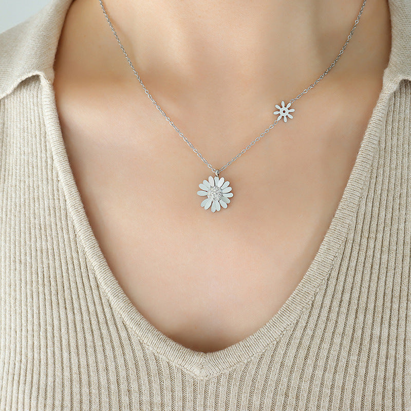 DAISY SWEET NECKLACE