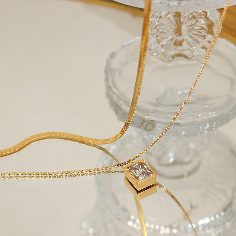 DOUBLE LAYERED LAYERED WIND NECKLACE