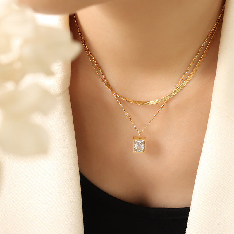 DOUBLE LAYERED LAYERED WIND NECKLACE