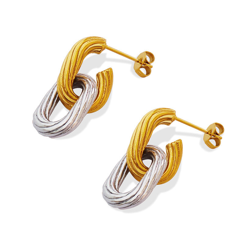 DOUBLE LAYERED OVAL EARRINGS WITH BUCKLE