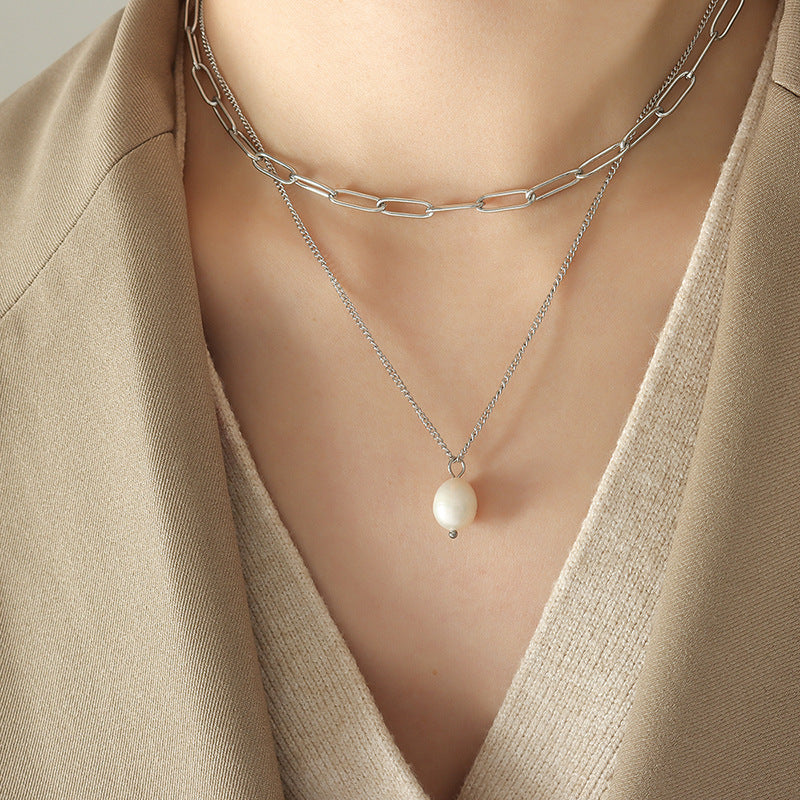 DOUBLE LAYERED PEARL PENDANT NECKLACE