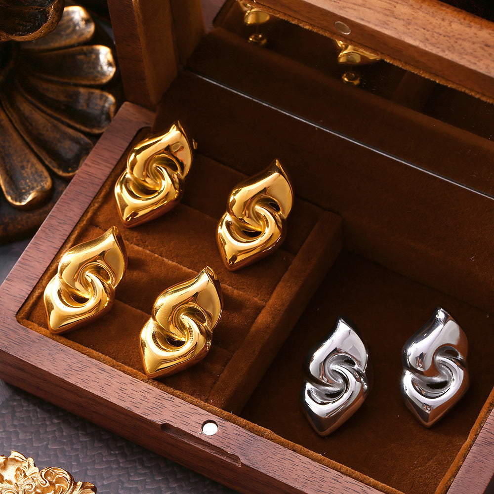 DOUBLE RING BUCKLE EARRINGS