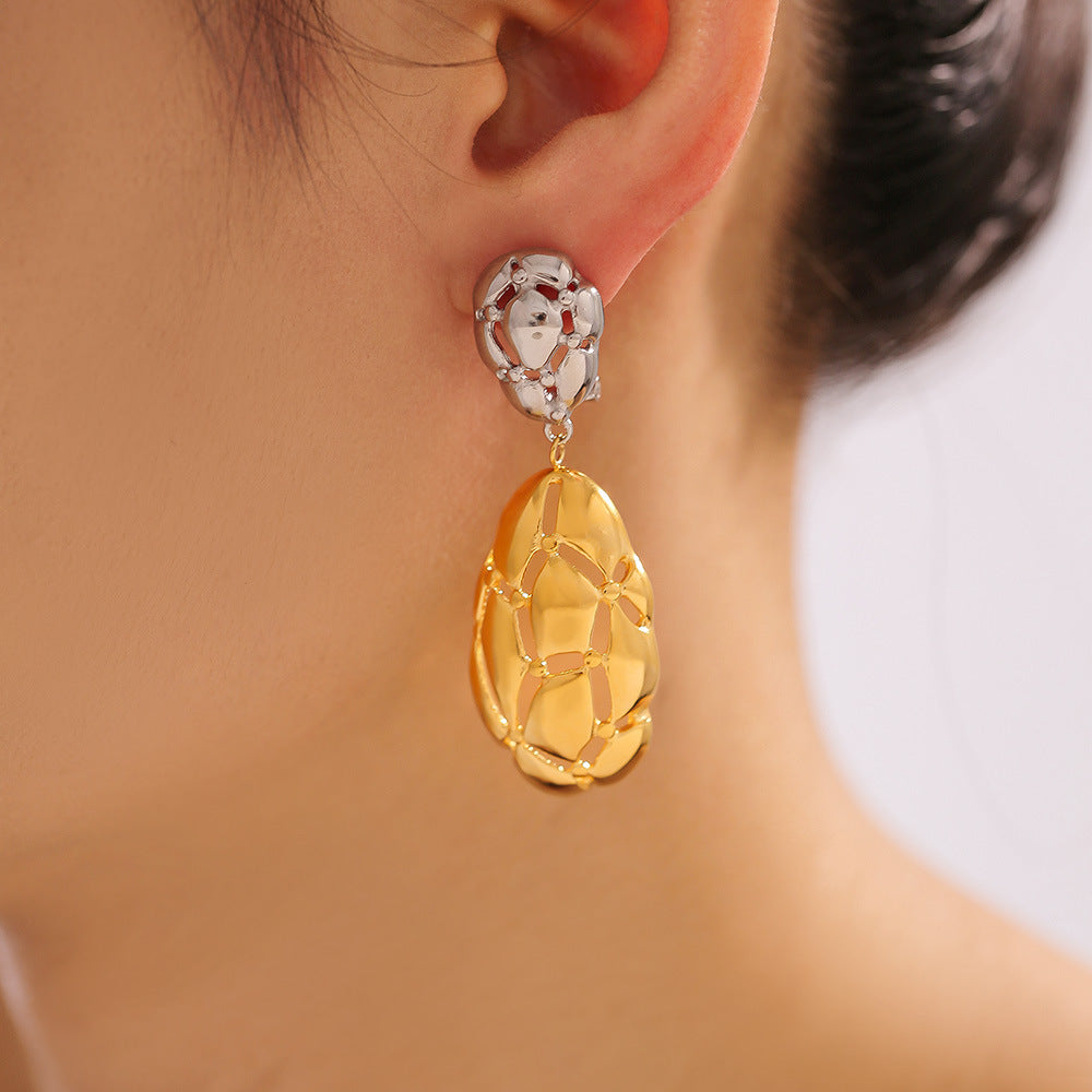DOUBLE TONE WATER DROPLET EARRINGS