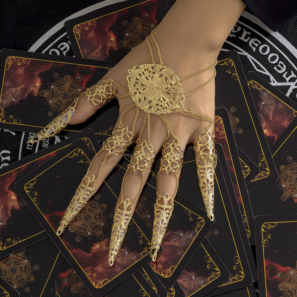 Dark style all-match personality finger chain