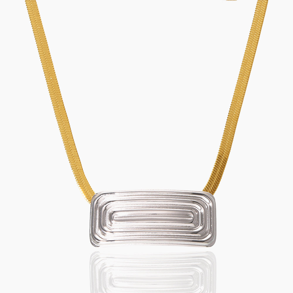 Design round square necklace