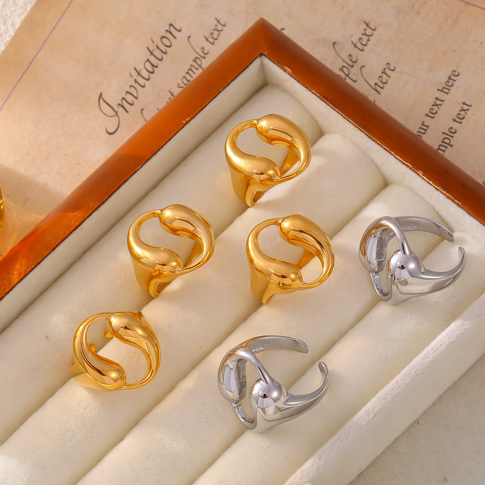 Double teardrop hollow round ring