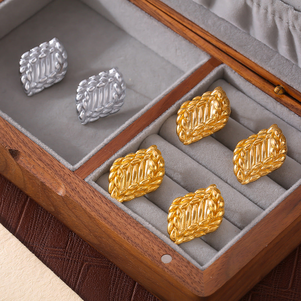 EARRINGS WITH WHEAT GRAIN TEXTURE