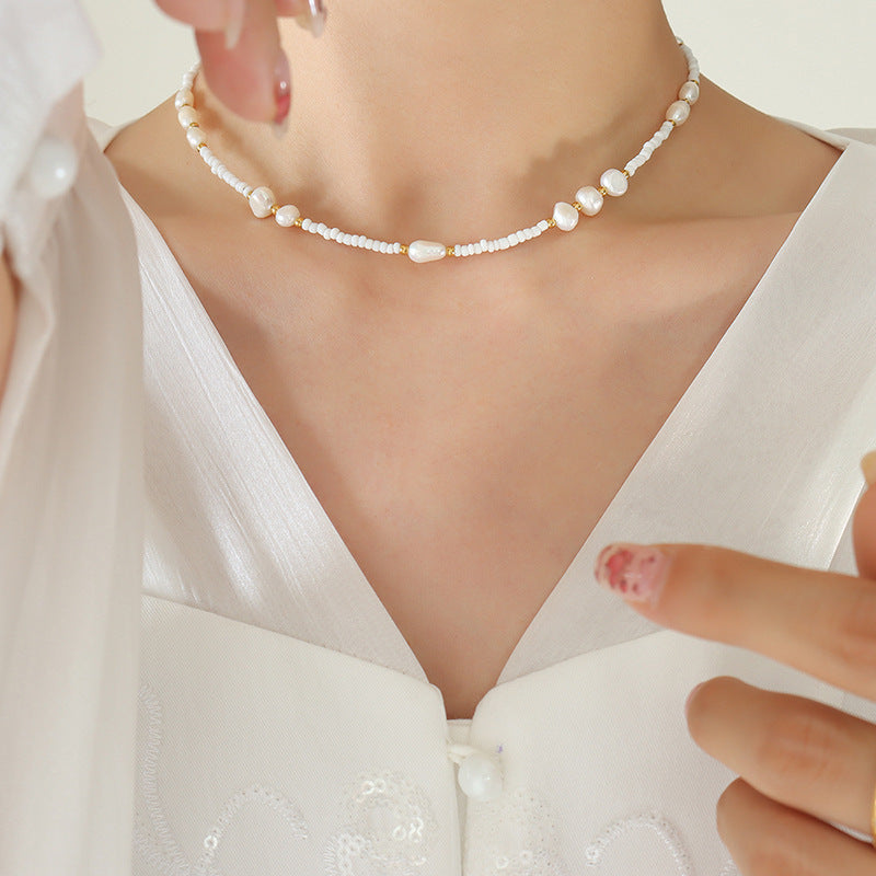 ELEGANT PEARL NECKLACE
