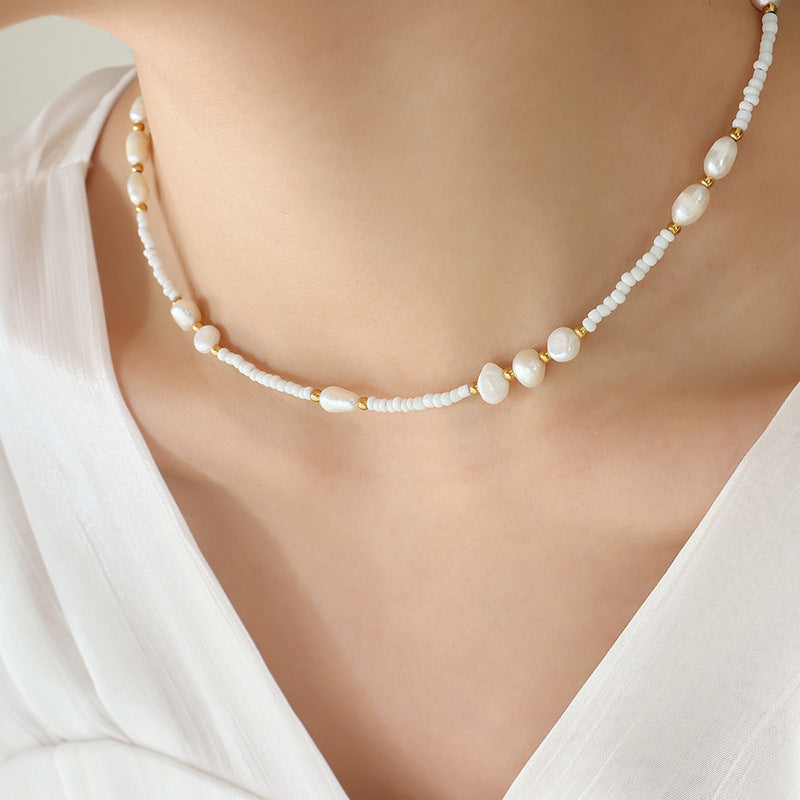 ELEGANT PEARL NECKLACE