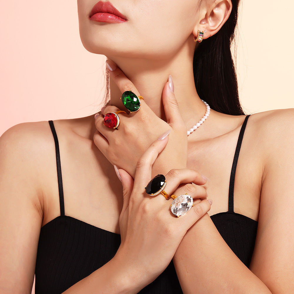 ELLIPTICAL RHINESTONE LARGE GLASS RING