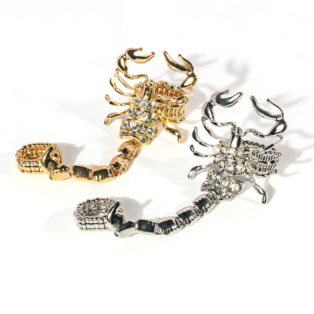 EXAGGERATED SCORPION ADJUSTABLE RING