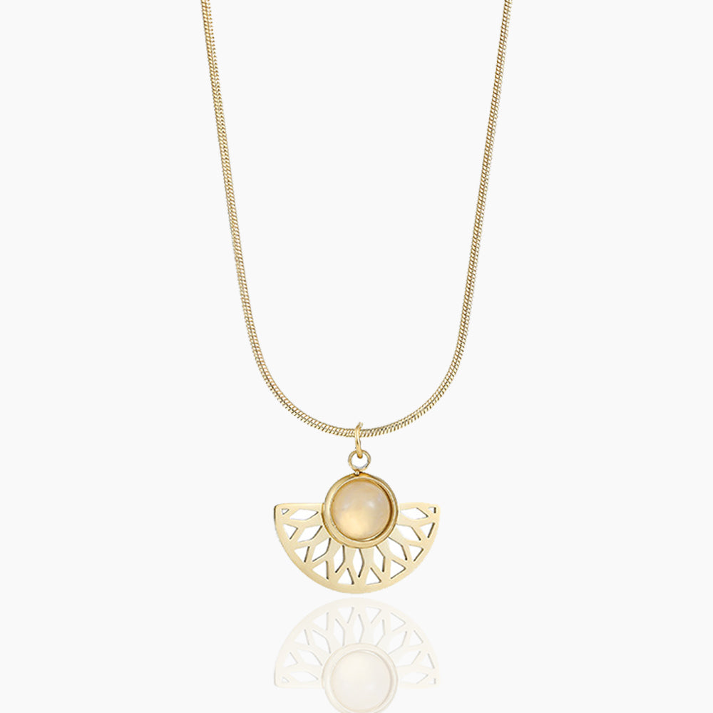 FAN SHAPED NECKLACE