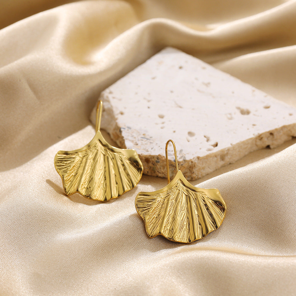 FAN SHAPED LEAF EARRINGS