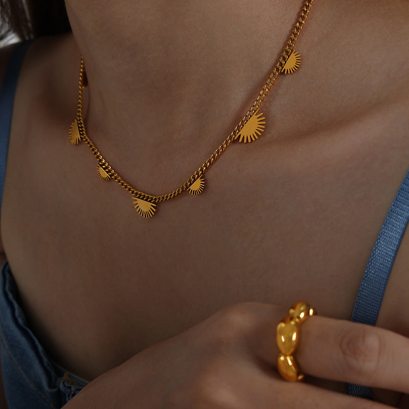FAN SHAPED SUN NECKLACE