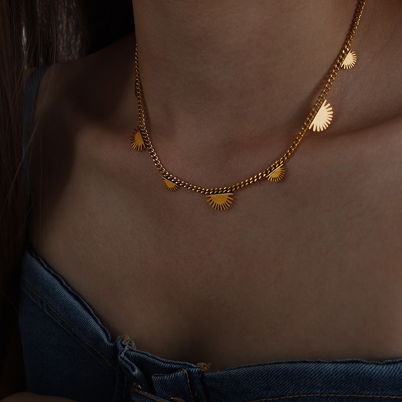 FAN SHAPED SUN NECKLACE